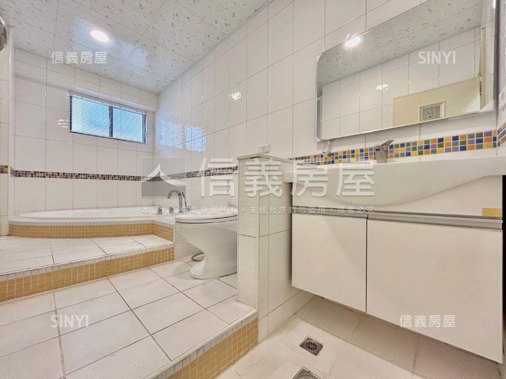 師院小品美三房平車房屋室內格局與周邊環境