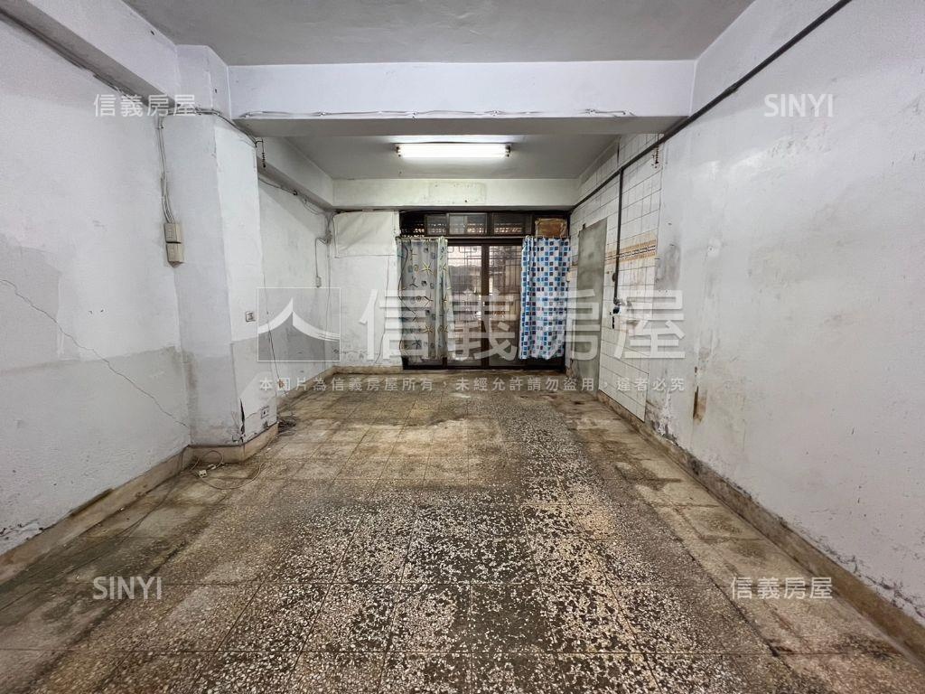 力霸水族館街美屋１Ｆ房屋室內格局與周邊環境