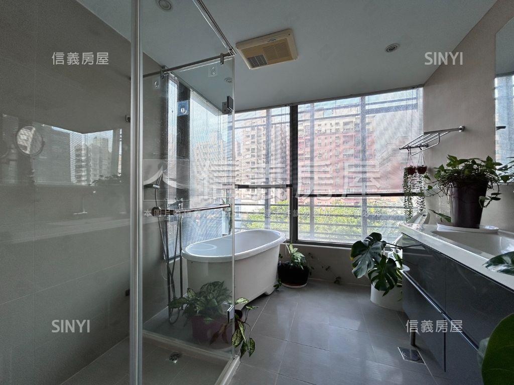 鄉林皇居．樹梢戶美屋房屋室內格局與周邊環境
