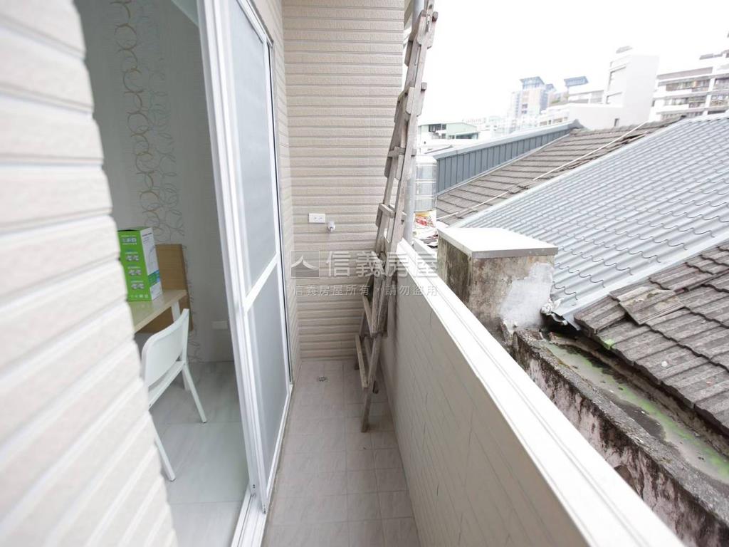 近新光三越穩定收租透套房屋室內格局與周邊環境