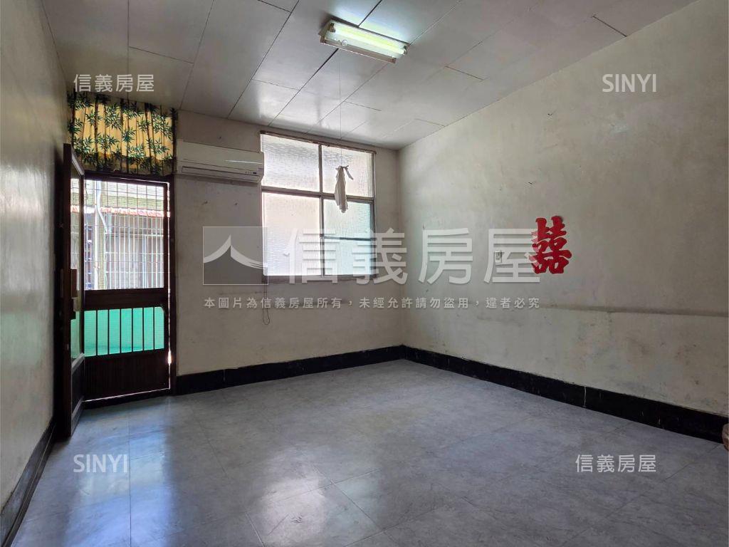 英明商圈低總價活巷透天房屋室內格局與周邊環境