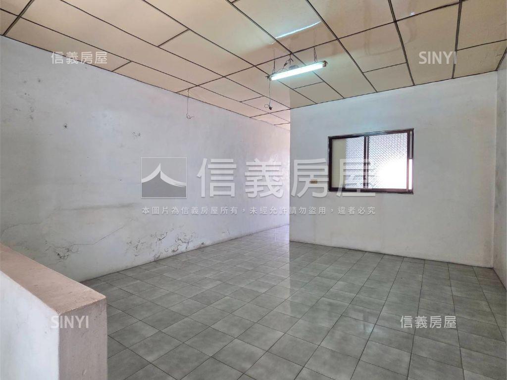 英明商圈低總價活巷透天房屋室內格局與周邊環境