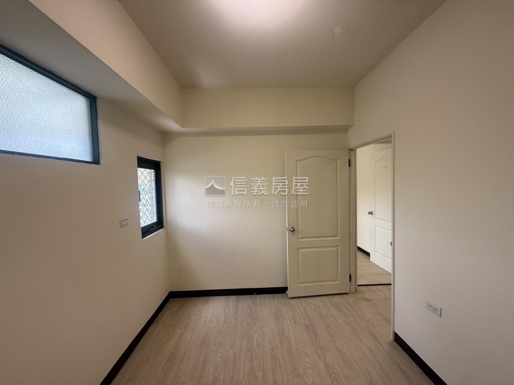 世紀龍門中高樓層整理三房房屋室內格局與周邊環境