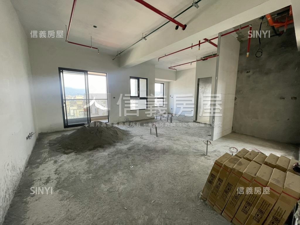 首笠捷運高樓露臺兩房兩衛房屋室內格局與周邊環境