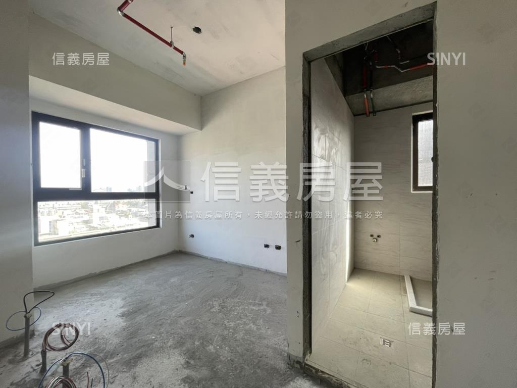 首笠捷運高樓露臺兩房兩衛房屋室內格局與周邊環境