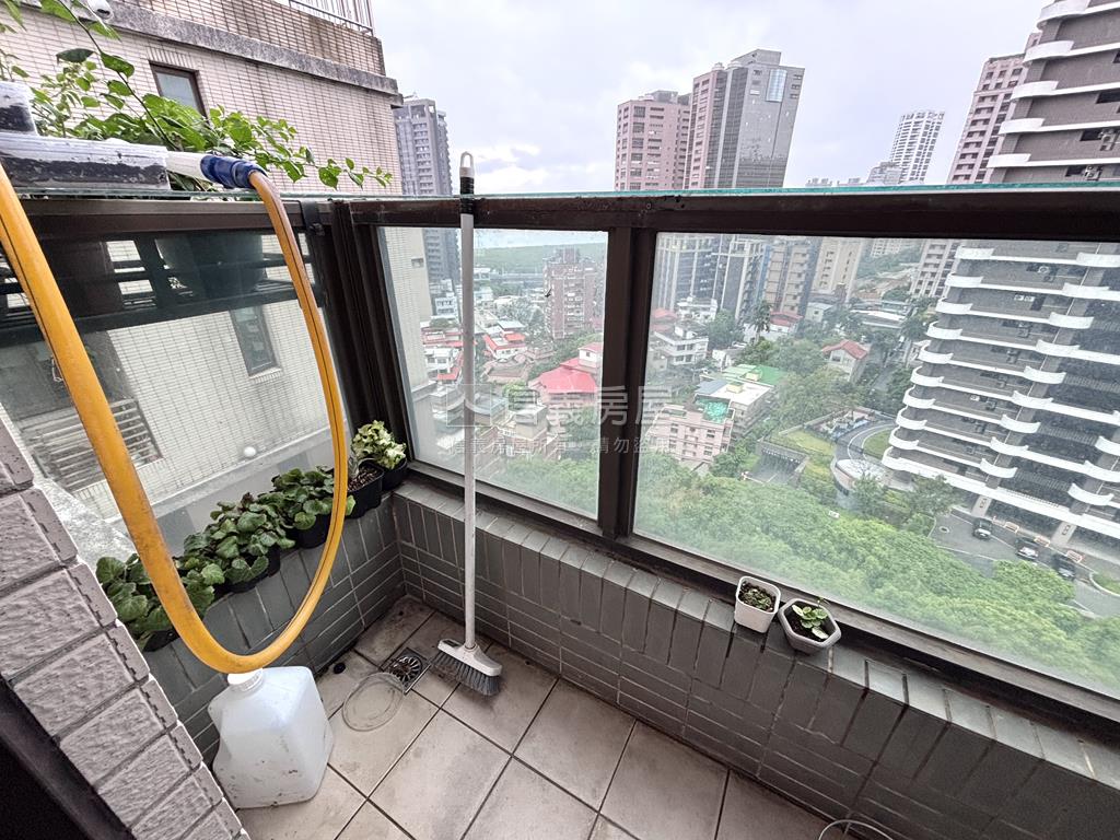 海天河景浪漫美屋房屋室內格局與周邊環境