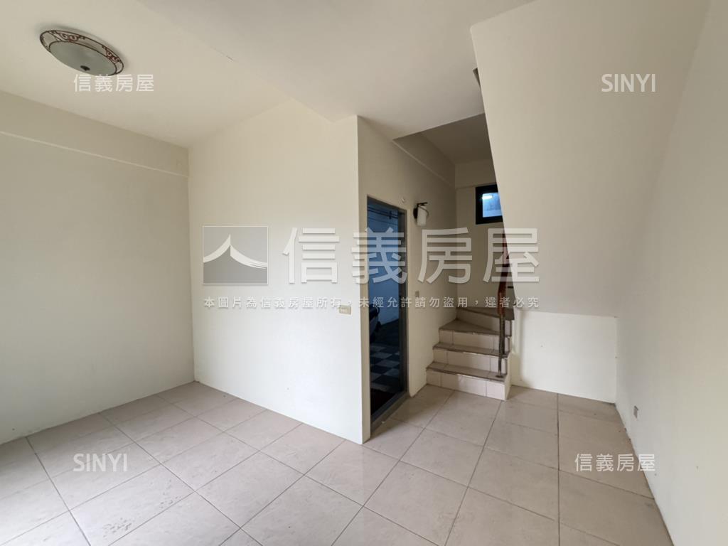 夏木漱石漂亮透天房屋室內格局與周邊環境