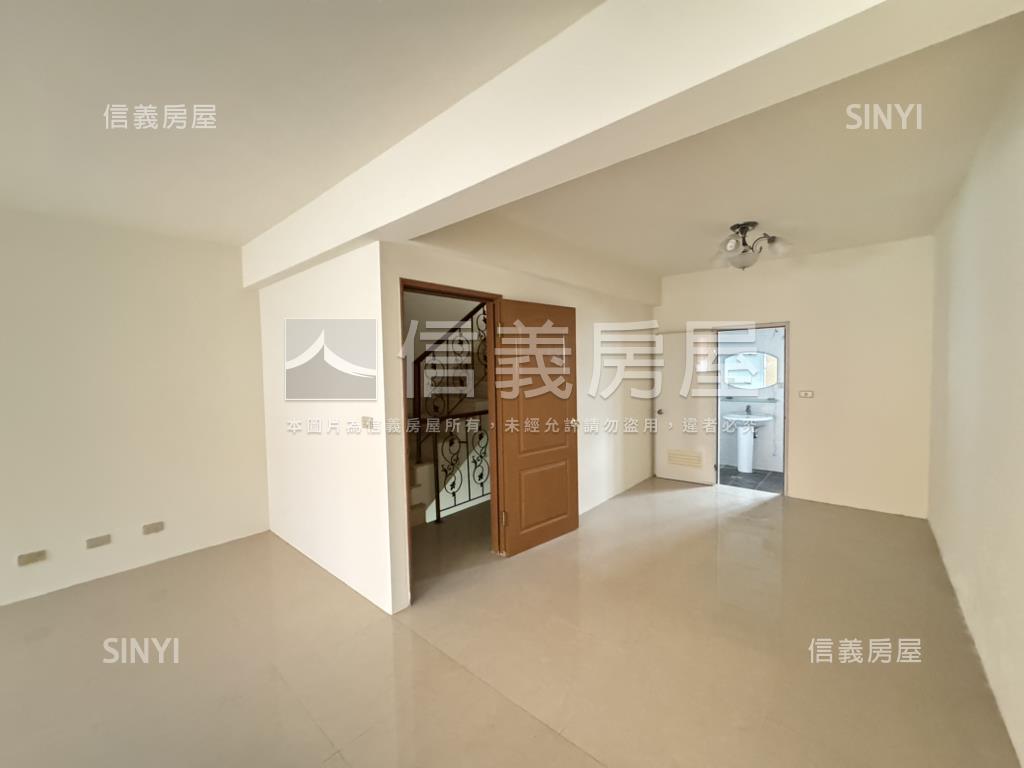夏木漱石漂亮透天房屋室內格局與周邊環境