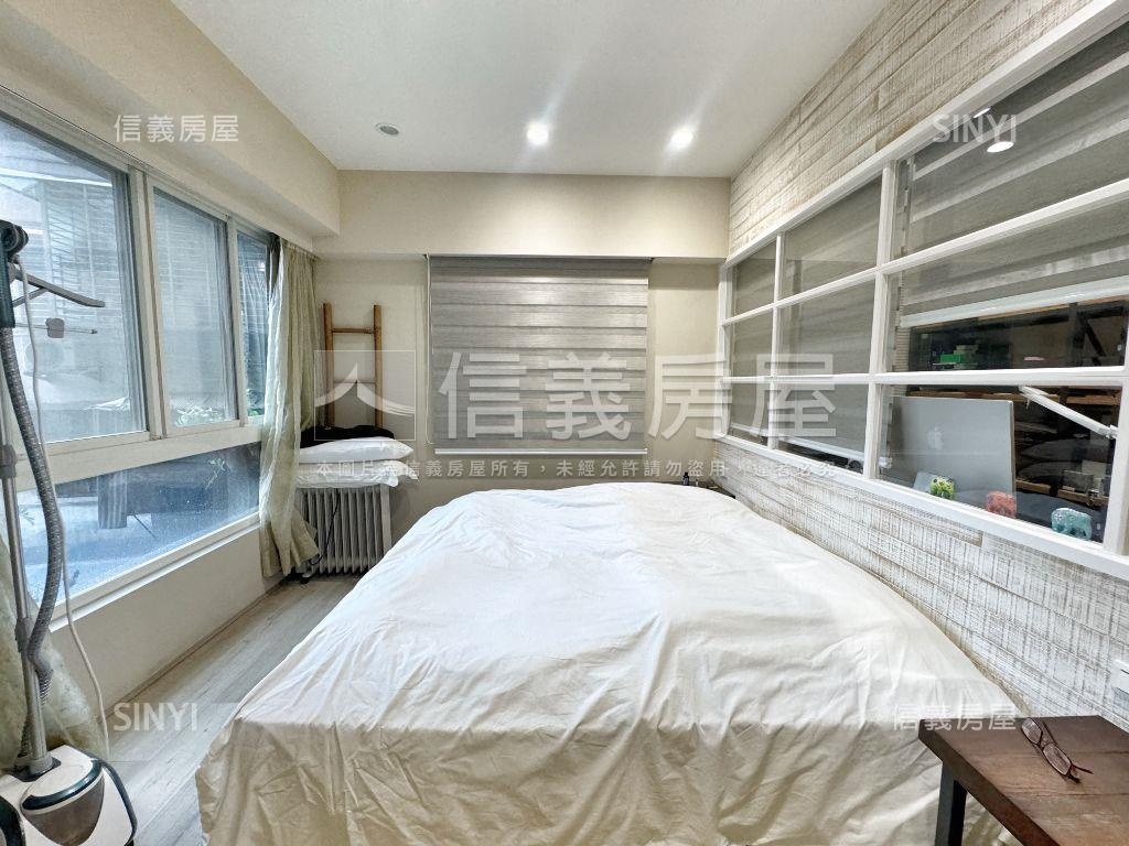 永安陽光四季四房雙車位房屋室內格局與周邊環境