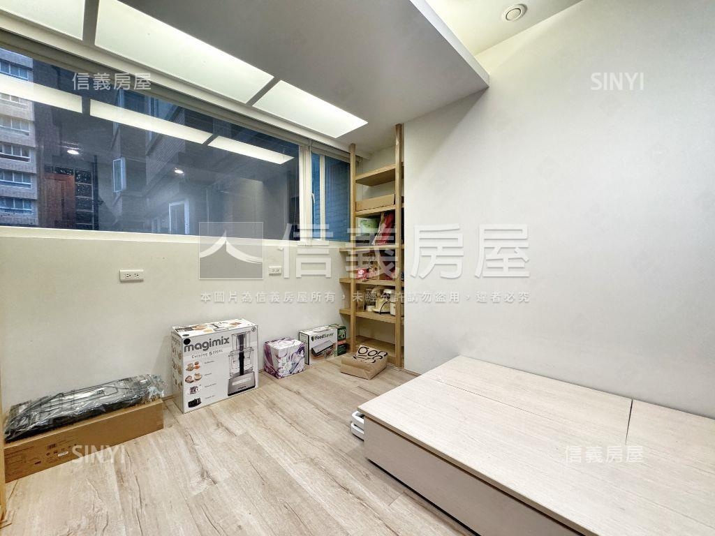 永安陽光四季四房雙車位房屋室內格局與周邊環境