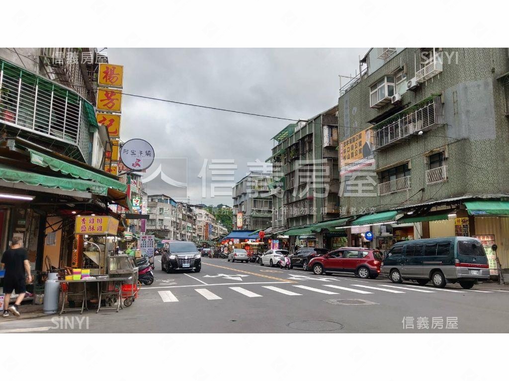 忠孝東路五段住辦一樓房屋室內格局與周邊環境