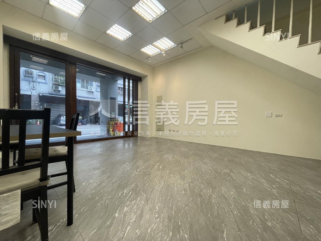寬大沐白首選臨路店墅房屋室內格局與周邊環境