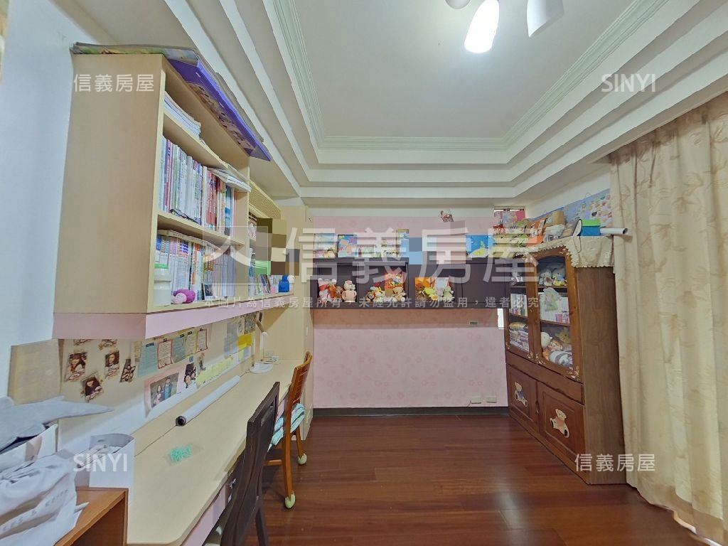 忠孝麗緻社區花園別墅房屋室內格局與周邊環境