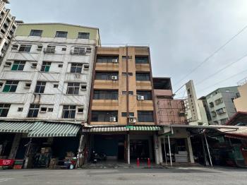 鹽埕埔大舞台市場透天店面