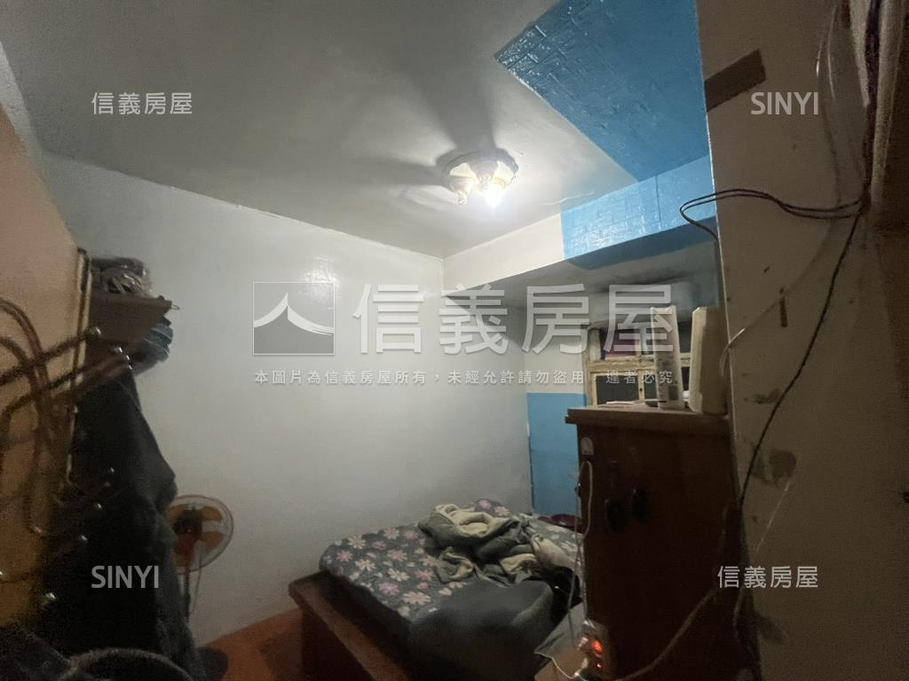 三元市場鳳吉四街１樓樓店房屋室內格局與周邊環境