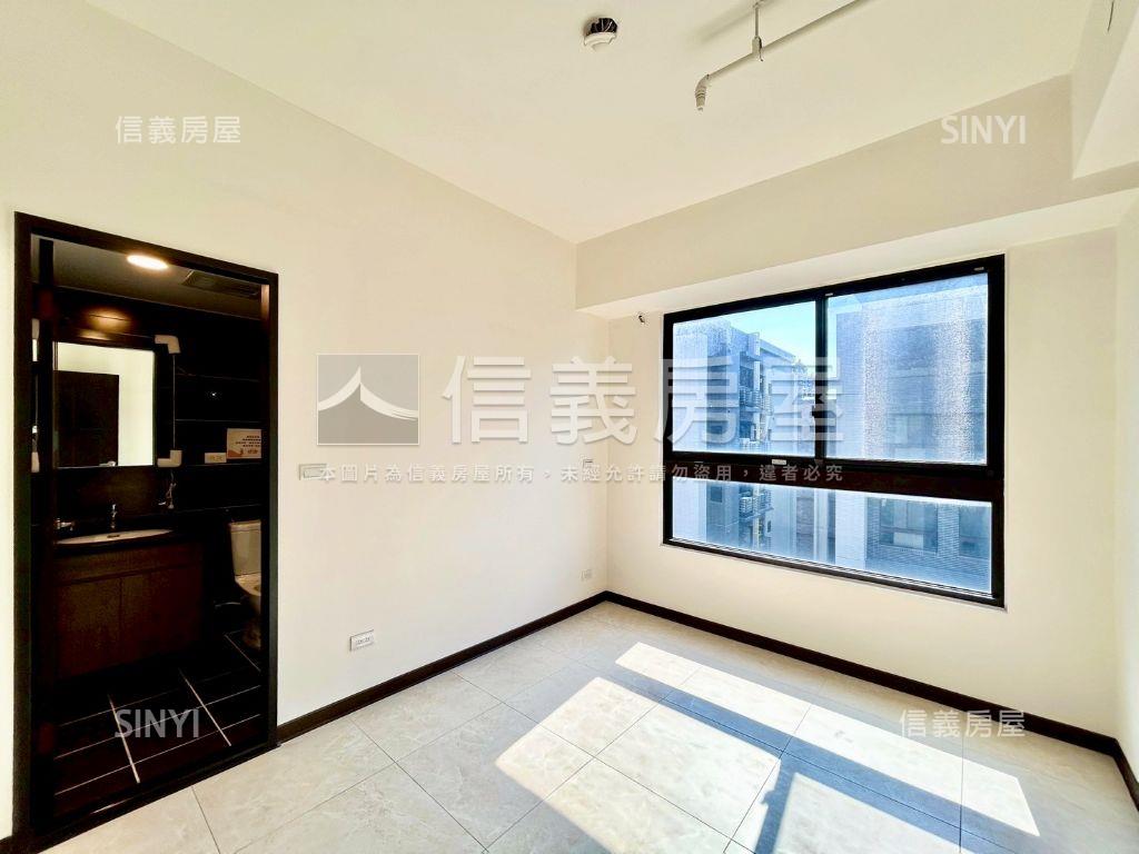 近高鐵詠遇高樓三房房屋室內格局與周邊環境
