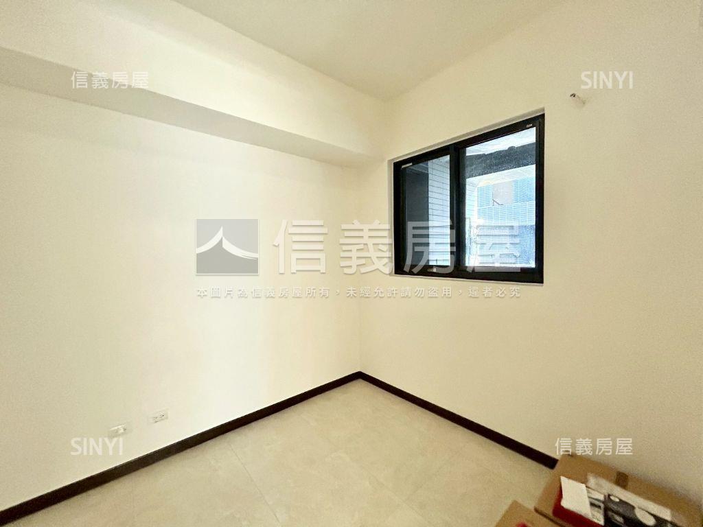 近高鐵詠遇高樓三房房屋室內格局與周邊環境