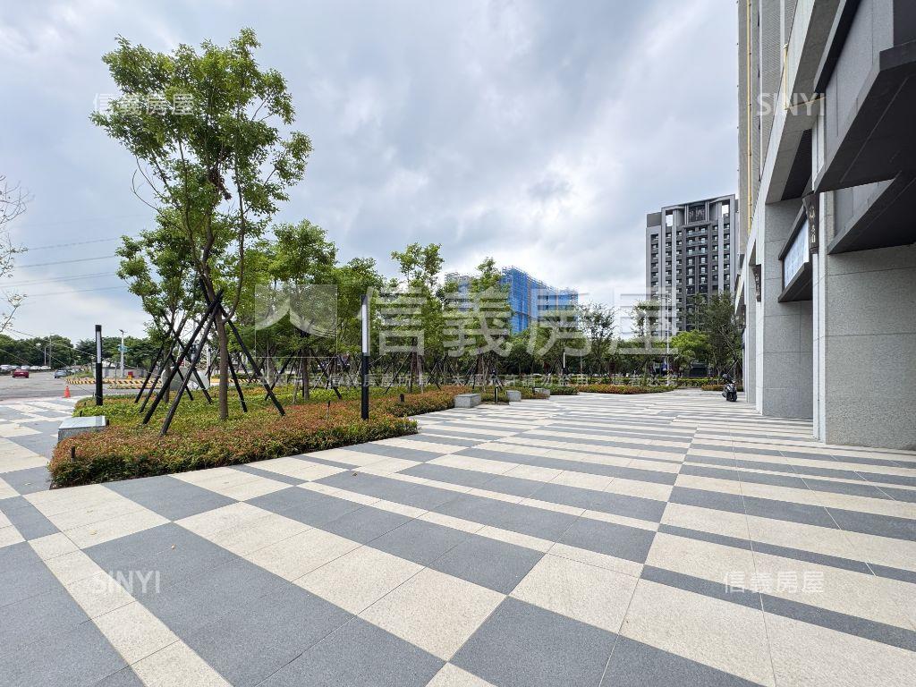 近高鐵詠遇高樓三房房屋室內格局與周邊環境