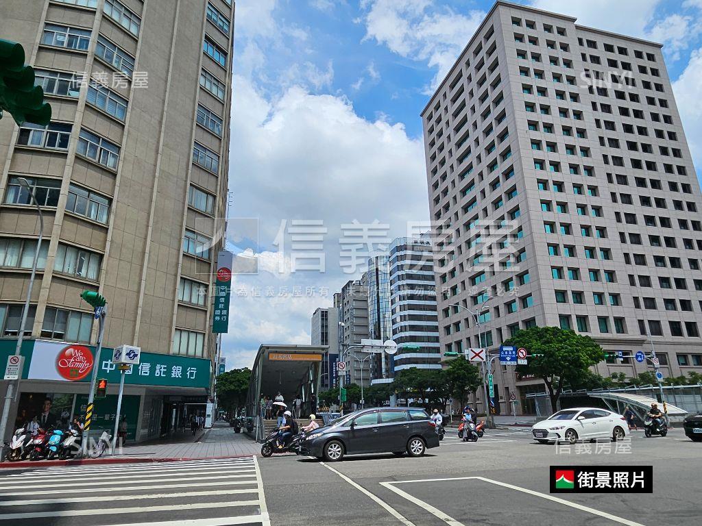 松江大樓邊間大戶坡平車位房屋室內格局與周邊環境