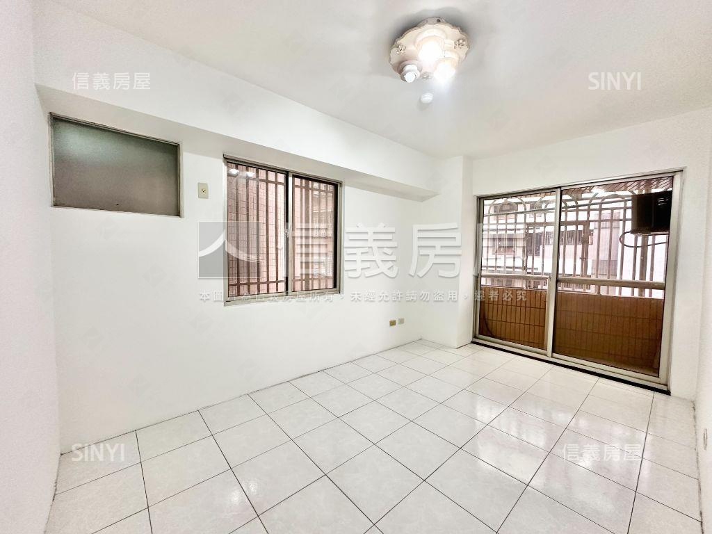 近未來捷運電梯三房車位房屋室內格局與周邊環境