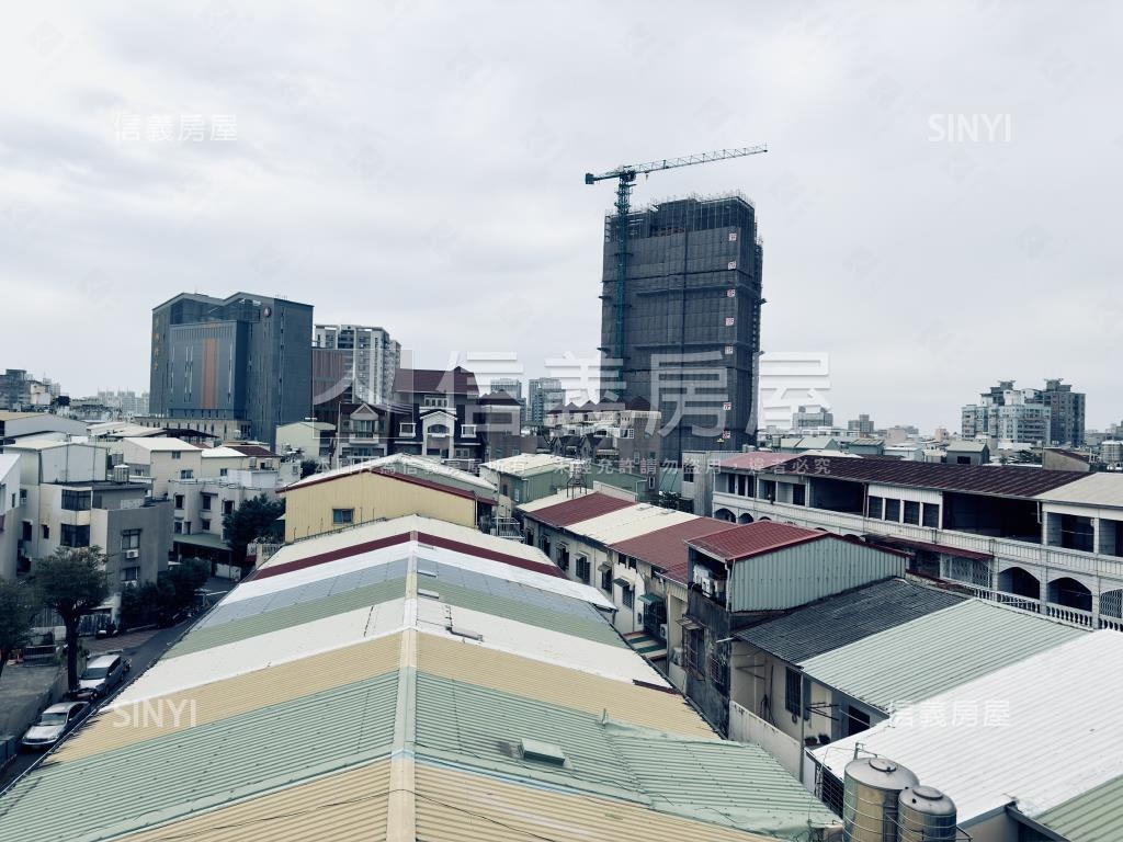 東區近國泰磐耘三房平車房屋室內格局與周邊環境