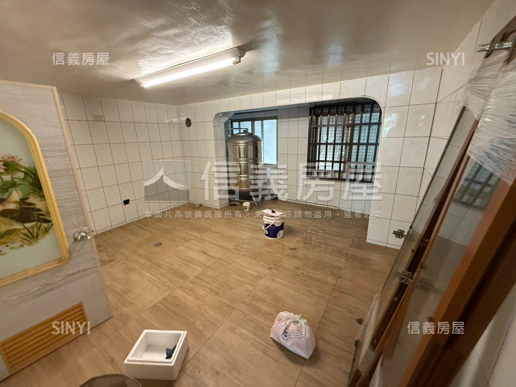 彰新路美裝潢透天房屋室內格局與周邊環境