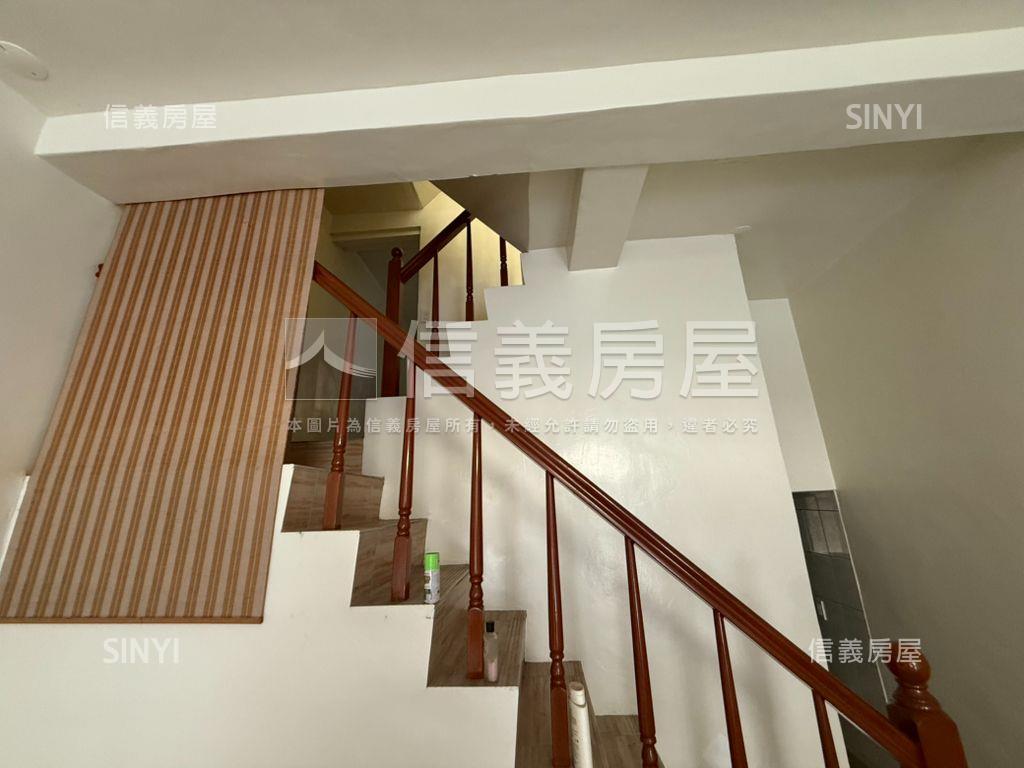 彰新路美裝潢透天房屋室內格局與周邊環境