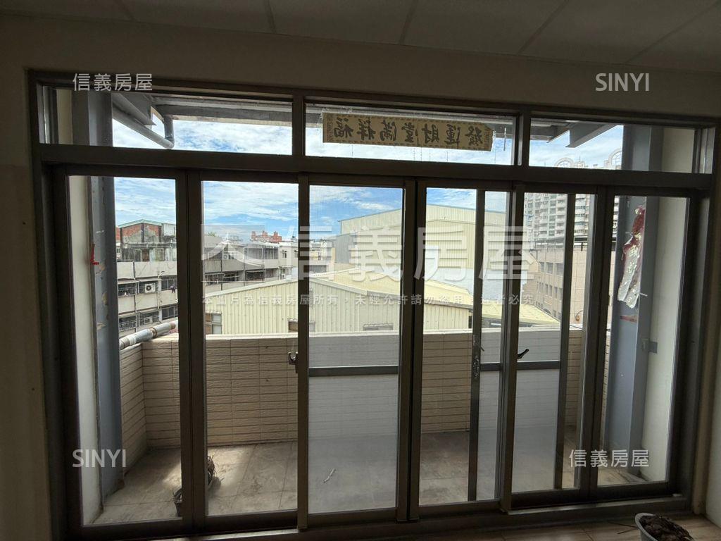 彰新路美裝潢透天房屋室內格局與周邊環境