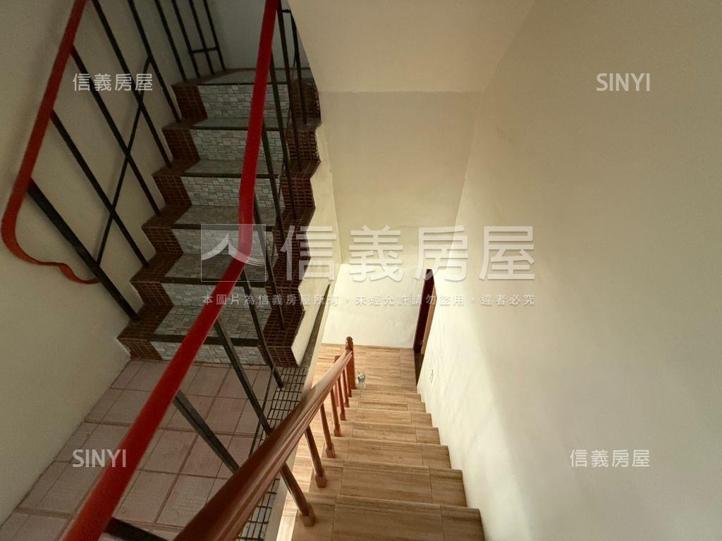 彰新路美裝潢透天房屋室內格局與周邊環境