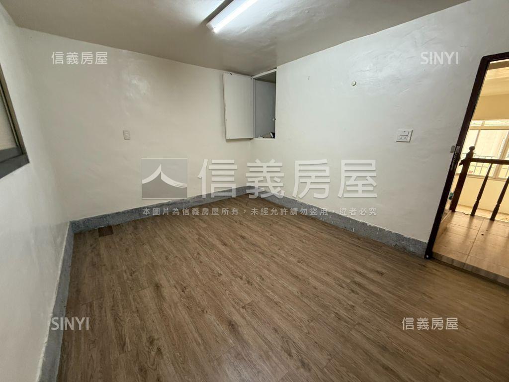 彰新路美裝潢透天房屋室內格局與周邊環境