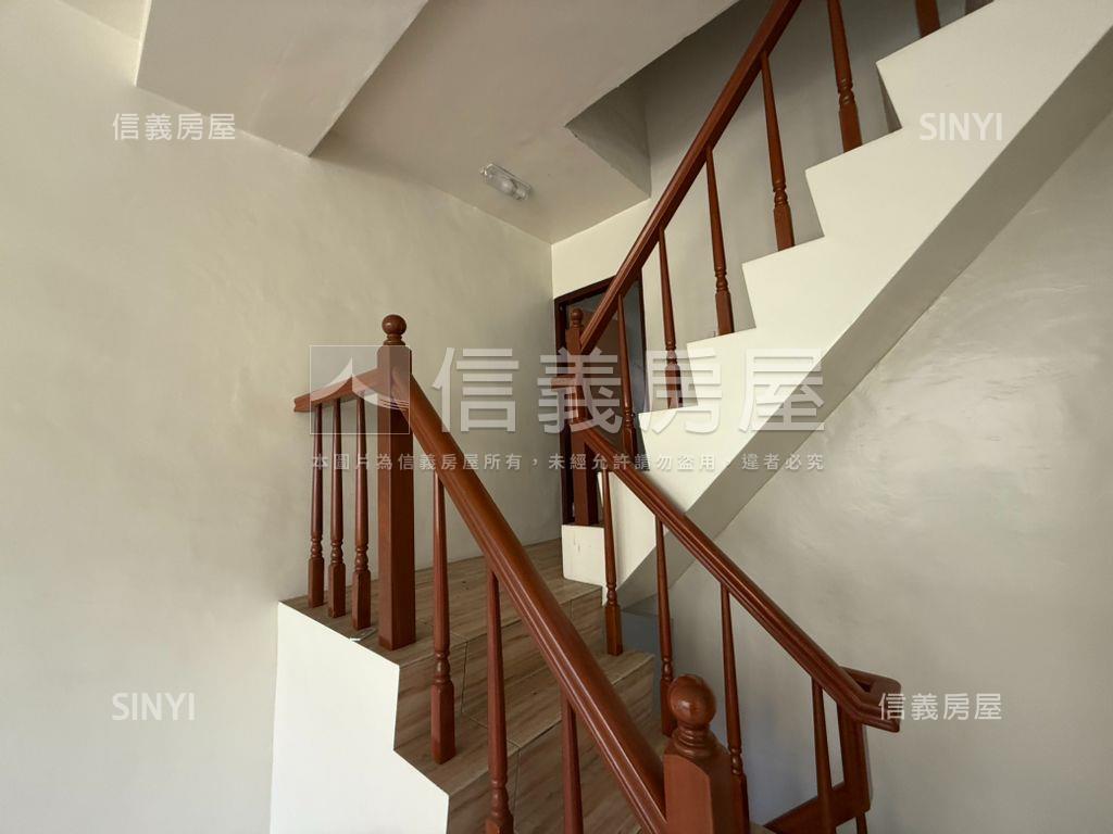 彰新路美裝潢透天房屋室內格局與周邊環境