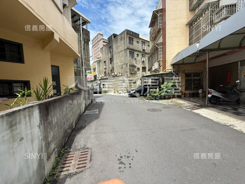 彰新路美裝潢透天房屋室內格局與周邊環境