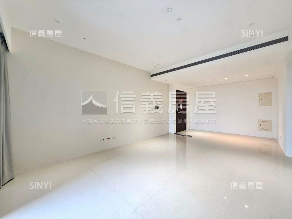 國賓帝王景觀四房雙車位房屋室內格局與周邊環境