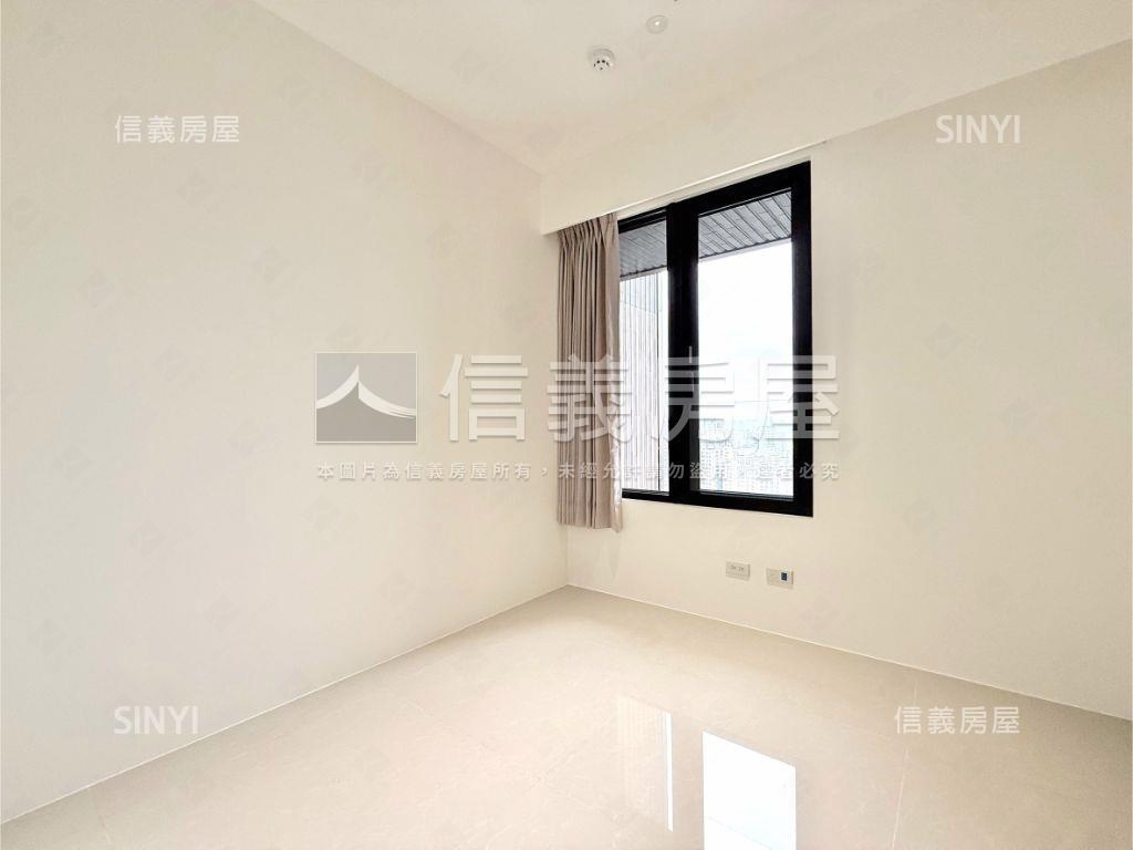 國賓帝王景觀四房雙車位房屋室內格局與周邊環境