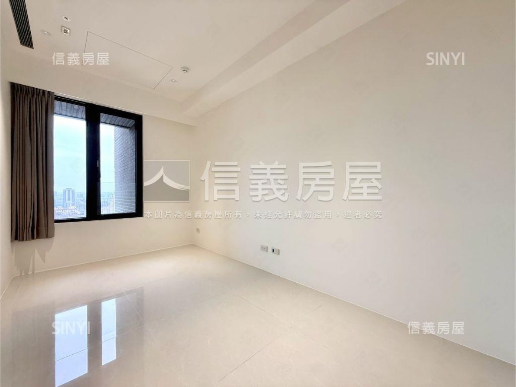 國賓帝王景觀四房雙車位房屋室內格局與周邊環境