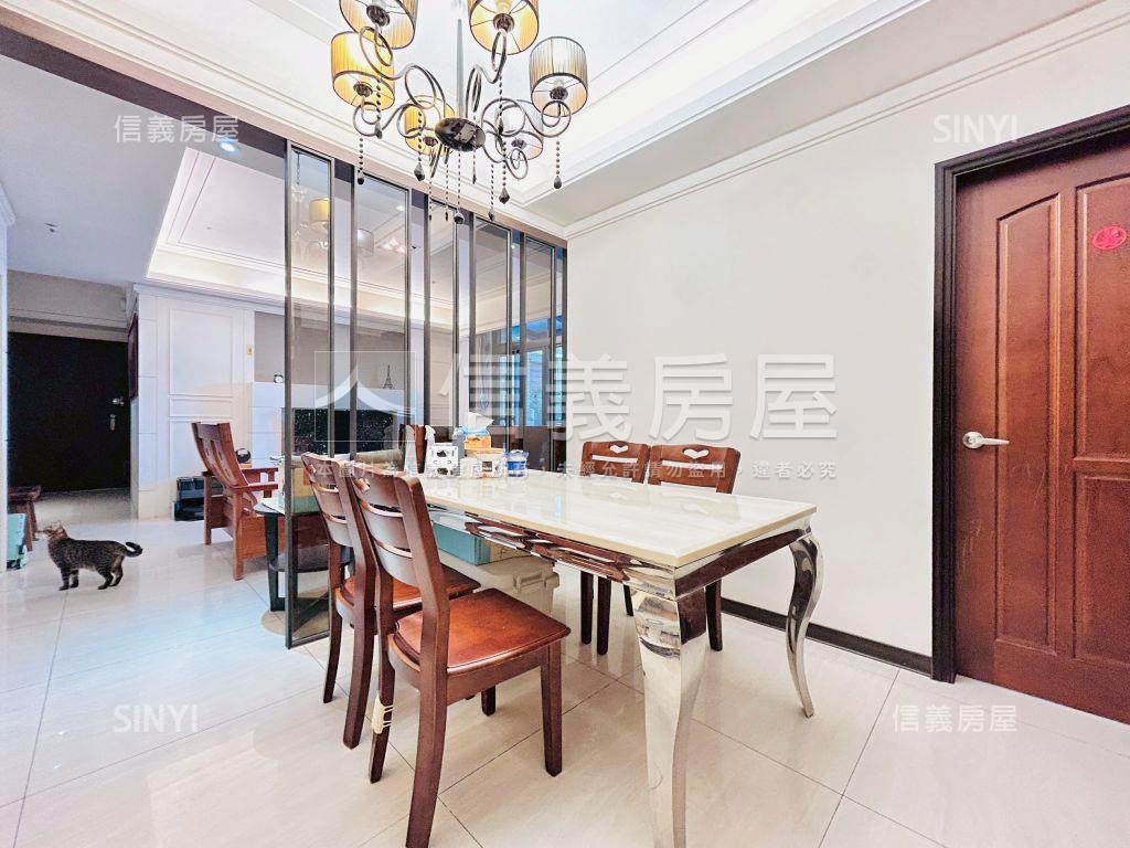 慕朵微風３房１室雙車位房屋室內格局與周邊環境