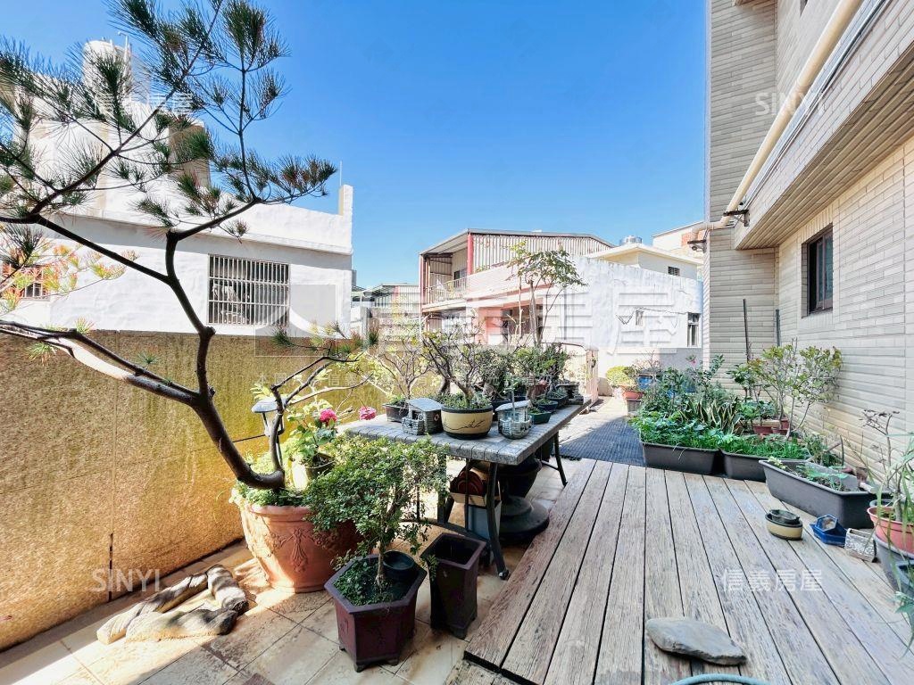 慕朵微風３房１室雙車位房屋室內格局與周邊環境