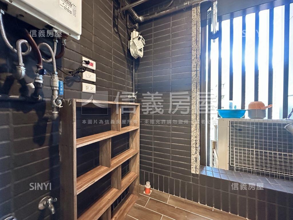 双捷一品十全十美有車位房屋室內格局與周邊環境