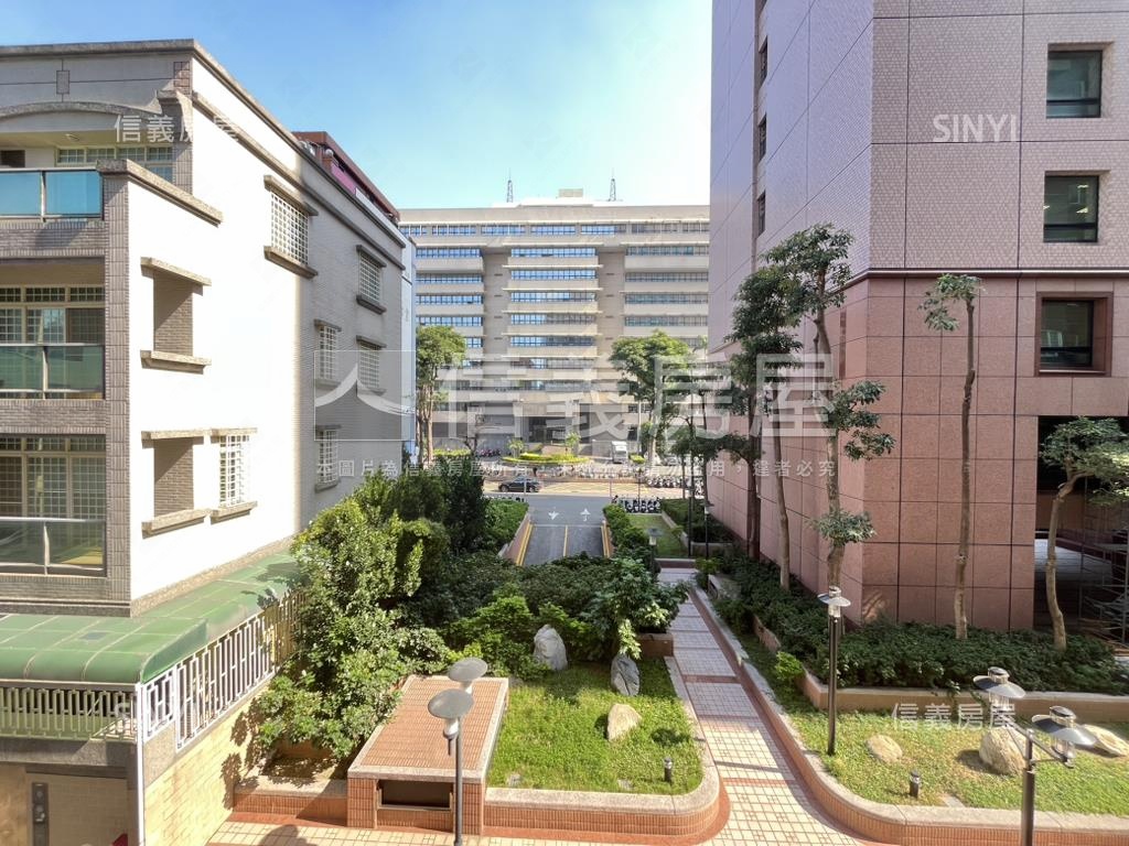 青耘稀有釋出精品車位宅讚房屋室內格局與周邊環境