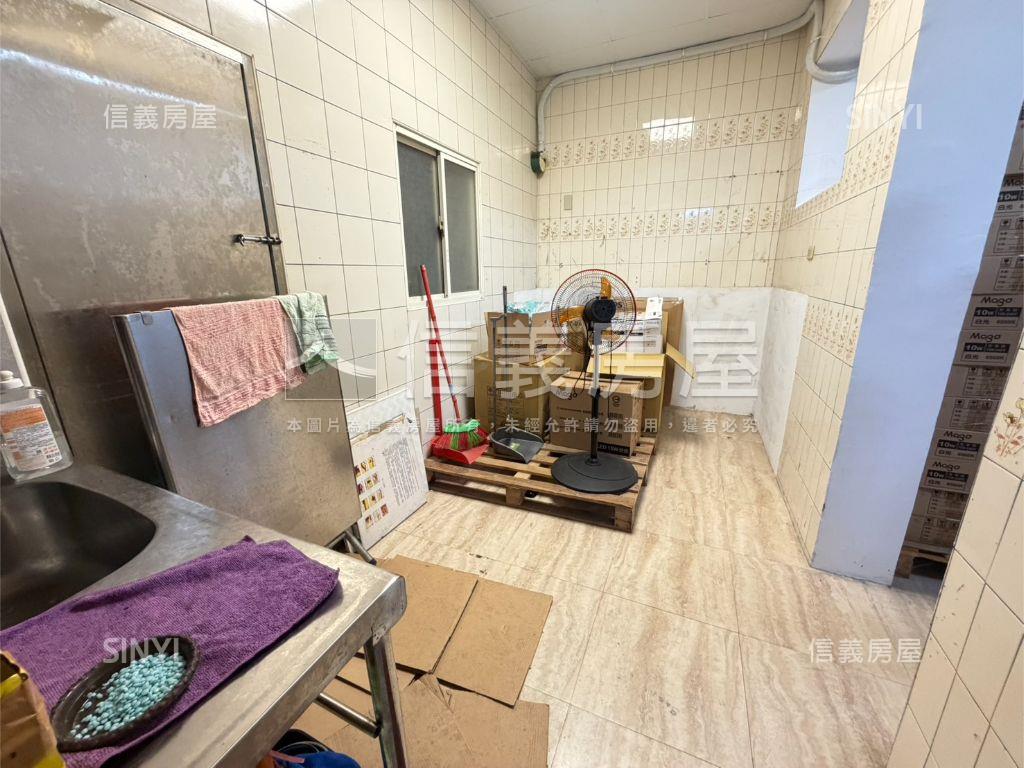 幸福捷運站住辦一樓房屋室內格局與周邊環境