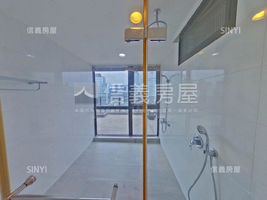 紐約花園樓中樓大戶房屋室內格局與周邊環境