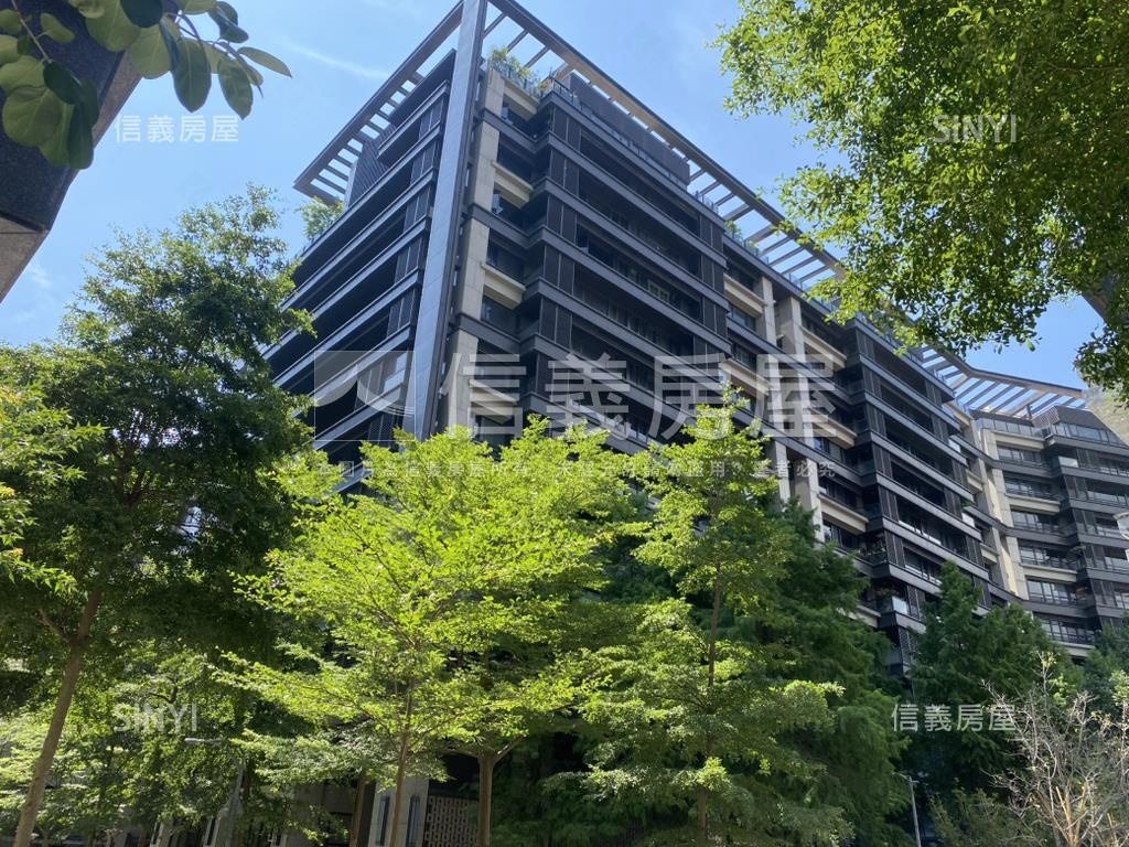 紐約花園樓中樓大戶房屋室內格局與周邊環境