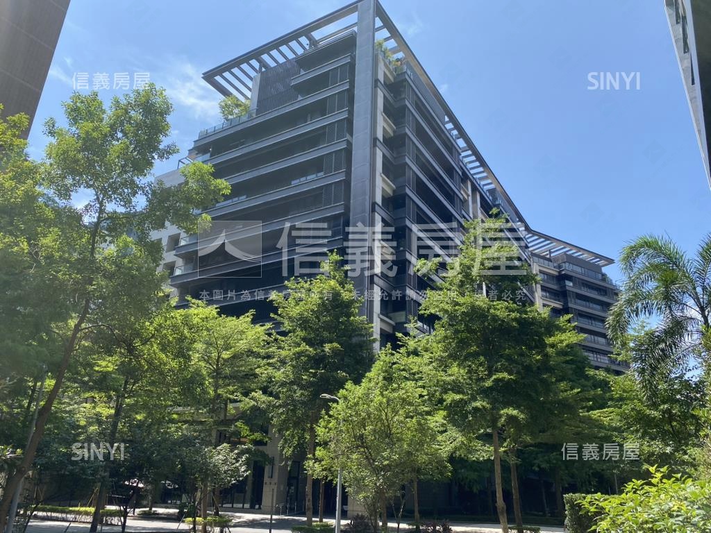 紐約花園樓中樓大戶房屋室內格局與周邊環境