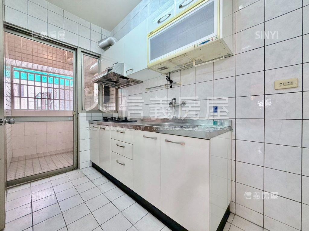 大林新城屋況好大兩房平車房屋室內格局與周邊環境