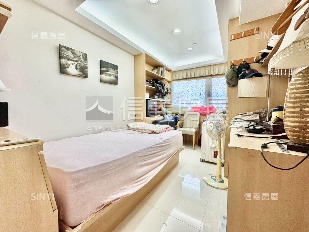 法國臻品公園高樓大三房房屋室內格局與周邊環境