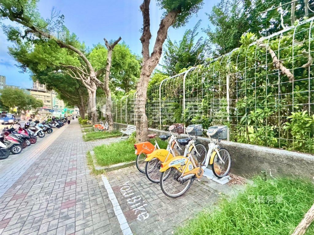 法國臻品公園高樓大三房房屋室內格局與周邊環境