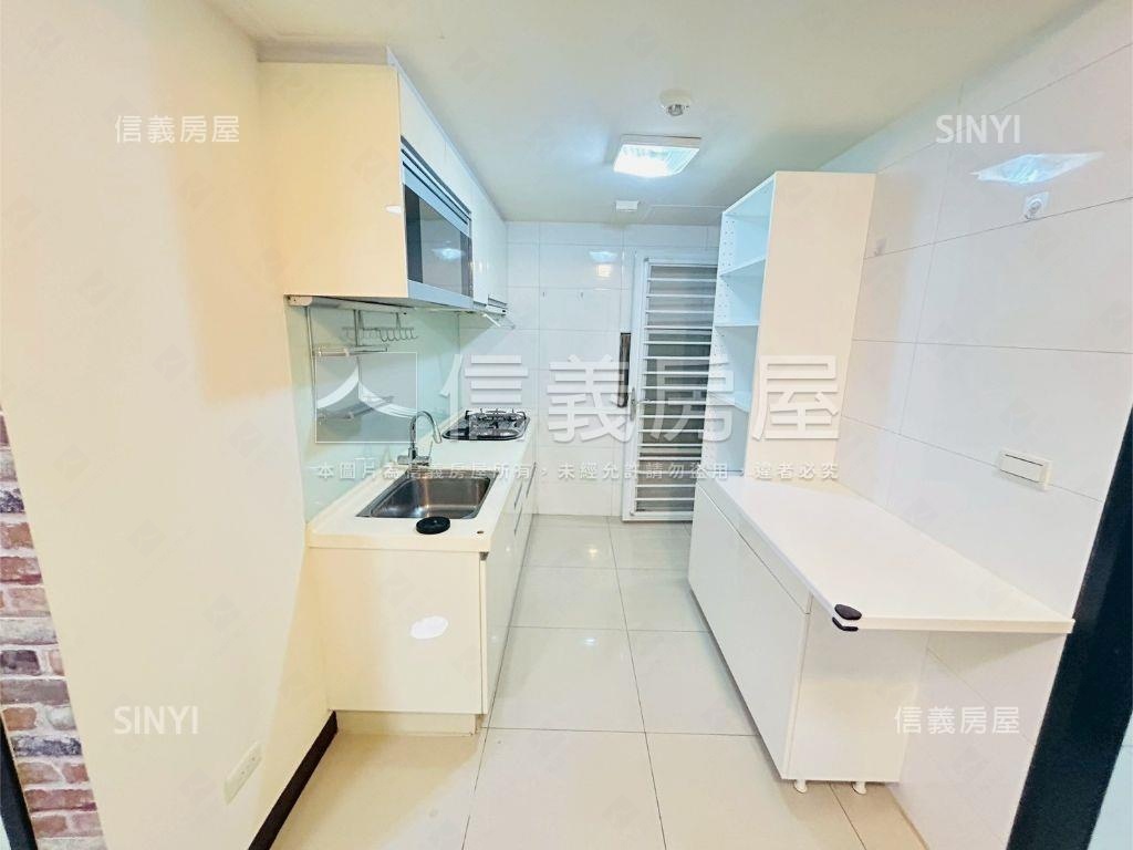 法國之星３房車位房屋室內格局與周邊環境