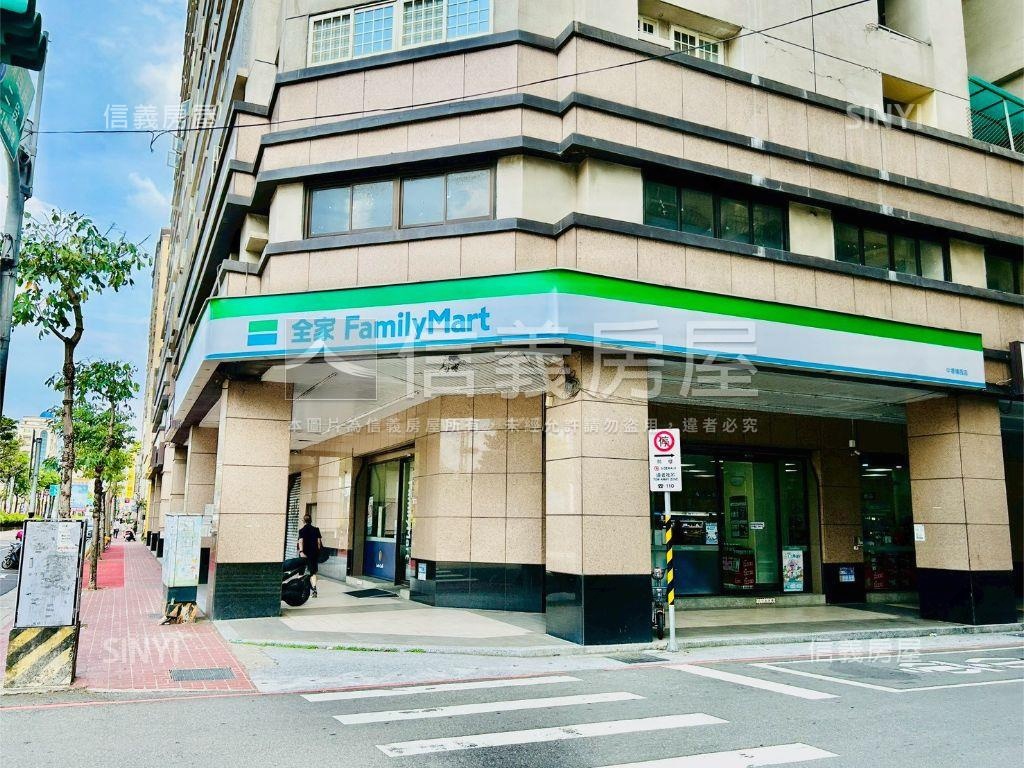 法國之星３房車位房屋室內格局與周邊環境