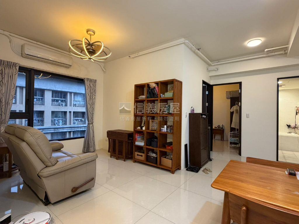 川普Ｇ３靜好正兩房房屋室內格局與周邊環境