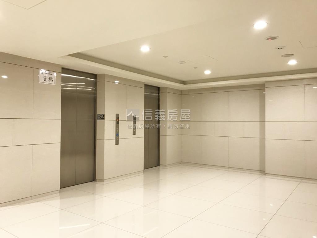 川普Ｇ３靜好正兩房房屋室內格局與周邊環境